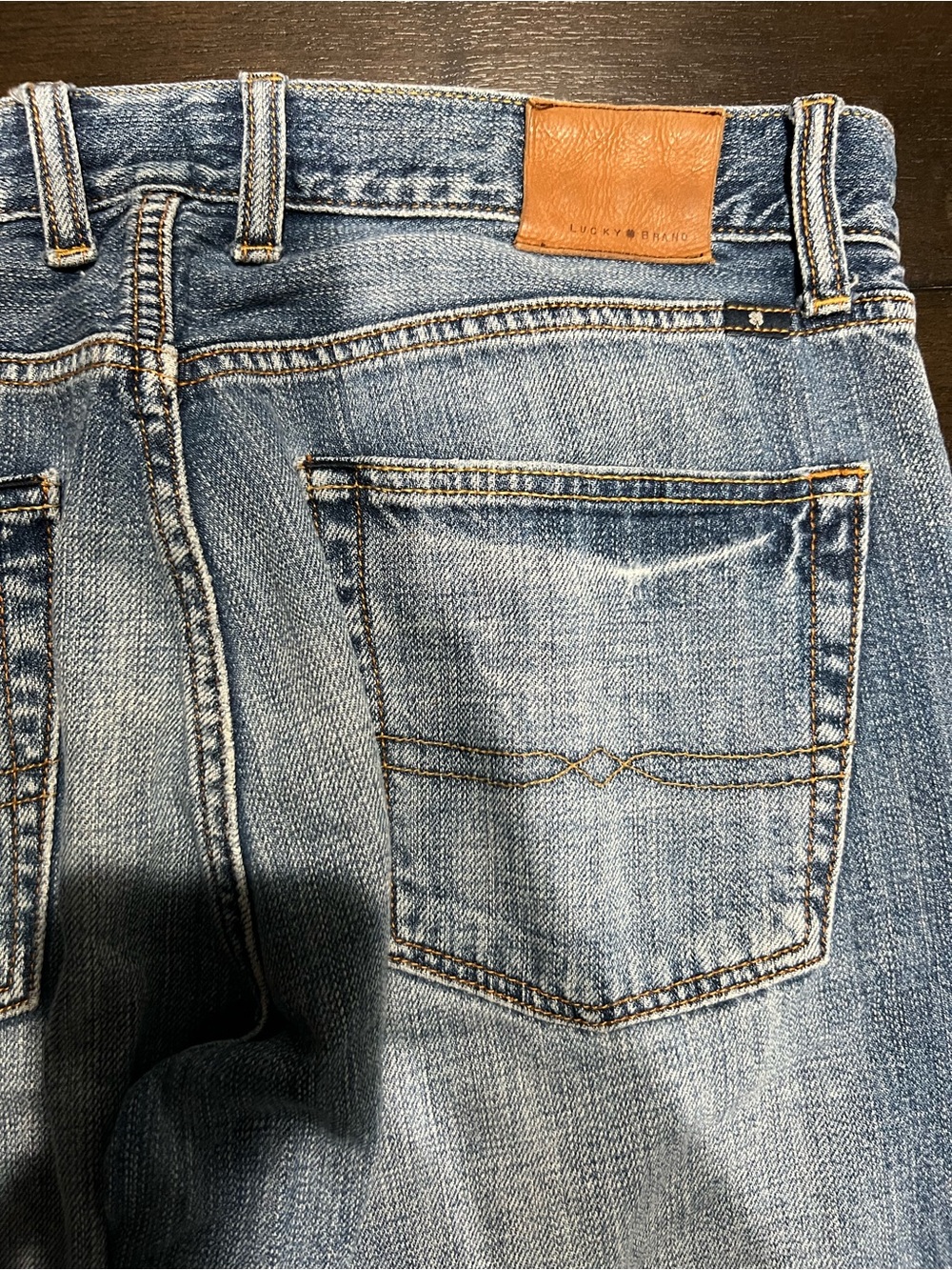 Lucky Brand Men's Blue Straight Light Wash Mid Rise Button Denim Jeans 33x30 - Picture 5 of 5